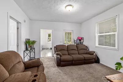 616 Pine Avenue NW, Grand Rapids, MI 49504 - Photo 3