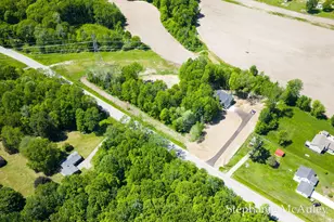 5739 130th Ave, Fennville, MI 49408 - Photo 7