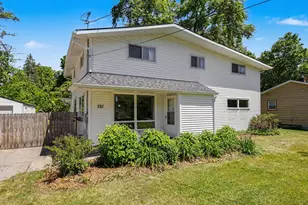 751 Jakway Ave, Benton Harbor, MI 49022 - Photo 1
