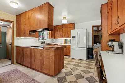 751 Jakway Avenue, Benton Harbor, MI 49022 - Photo 7