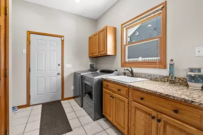 7118 Shoreline Drive, Delton, MI 49046 - Photo 5
