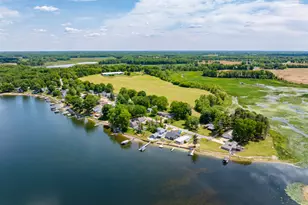 7118 Shoreline Dr, Delton, MI 49046 - Photo 55