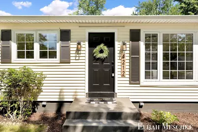 4212 Colby Avenue SW, Wyoming, MI 49509 - Photo 3