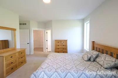 5127 Blendon Meadow Circle #25, Hudsonville, MI 49426 - Photo 9