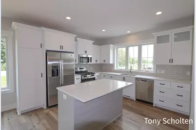 5127 Blendon Meadow Circle #25, Hudsonville, MI 49426 - Photo 3