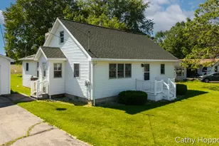 785 Washington Blvd, Lake Odessa, MI 48849 - Photo 37