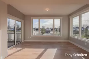 6315 Blendon Woods Dr, Hudsonville, MI 49426 - Photo 9