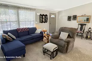13675 Iris Ln, Cedar Springs, MI 49319 - Photo 7