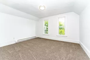 543 Leonard St NE, Grand Rapids, MI 49503 - Photo 13