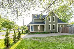 543 Leonard St NE, Grand Rapids, MI 49503 - Photo 3