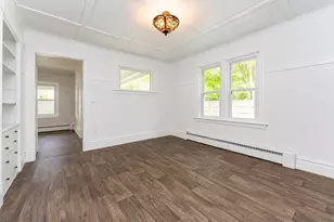 543 Leonard St NE, Grand Rapids, MI 49503 - Photo 7