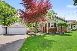 2329 Schimperle Dr NE, Grand Rapids, MI 49525 - Photo 3