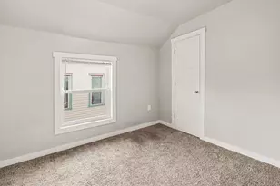 1021 Sherman St SE, Grand Rapids, MI 49506 - Photo 17