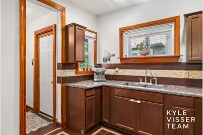 1342 Sherman Street SE, Grand Rapids, MI 49506 - Photo 13