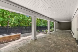 317 N Lakeshore Ave, Holland, MI 49424 - Photo 81