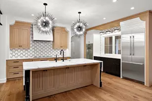 317 N Lakeshore Ave, Holland, MI 49424 - Photo 17