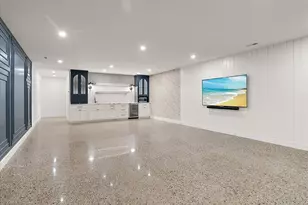 317 N Lakeshore Ave, Holland, MI 49424 - Photo 69