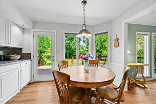 1964 Oakview Dr, Ann Arbor, MI 48108 - Photo 9
