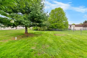 7547 O'Felan Ct, Onsted, MI 49265 - Photo 9