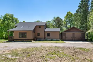 13324 Hickory Rd, Fruitport, MI 49415 - Photo 3