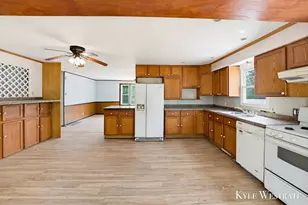 5505 Keller Rd, Delton, MI 49046 - Photo 5