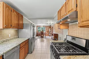 20759 Carpenter Dr, Battle Creek, MI 49017 - Photo 5