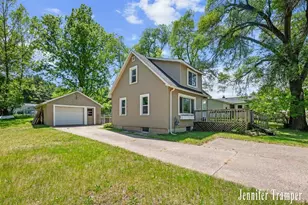 509 E Fairplains St, Greenville, MI 48838 - Photo 23