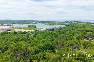 17829 Cherokee Dr, Spring Lake, MI 49456 - Photo 45