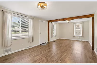 315 N Cedar Street, Schoolcraft, MI 49087 - Photo 5