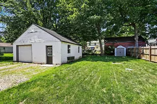 315 N Cedar St, Schoolcraft, MI 49087 - Photo 23