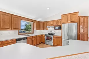 6141 Adams St, Zeeland, MI 49464 - Photo 9