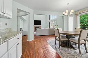 2877 Leslie Park Cir, Ann Arbor, MI 48105 - Photo 17