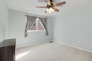 2877 Leslie Park Cir, Ann Arbor, MI 48105 - Photo 43