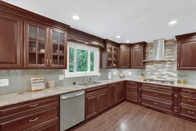 4022 Dun Rovin Court, Commerce Township, MI 48382 - Photo 15
