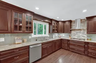 4022 Dun Rovin Ct, Commerce Township, MI 48382 - Photo 15