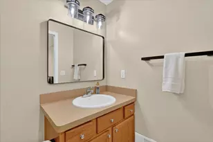 4022 Dun Rovin Ct, Commerce Township, MI 48382 - Photo 49