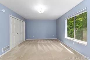 8507 Courtland Dr NE, Rockford, MI 49341 - Photo 15