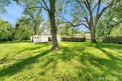 140 N 5th Street NE, Cedar Springs, MI 49319 - Photo 33