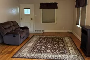 1600 Maguire St, Jackson, MI 49202 - Photo 3