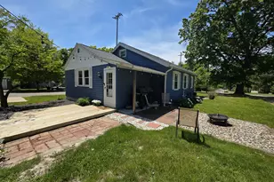 1406 Covell Ave NW, Grand Rapids, MI 49504 - Photo 5