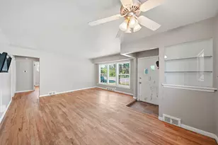 1241 Grove Rd, Ypsilanti, MI 48198 - Photo 5
