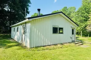 1846 W Tupper Heights Dr, Lake Odessa, MI 48849 - Photo 31