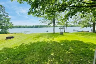 1846 W Tupper Heights Dr, Lake Odessa, MI 48849 - Photo 1
