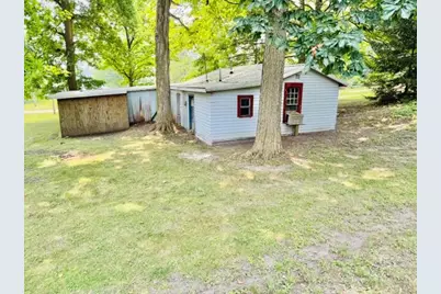 1846 W Tupper Heights Drive, Lake Odessa, MI 48849 - Photo 11