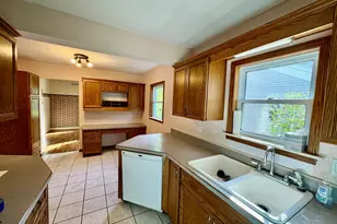 231 Monroe St, Brooklyn, MI 49230 - Photo 9