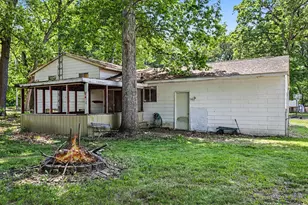 16 Oak Grove Rd, Springfield, MI 49037 - Photo 21