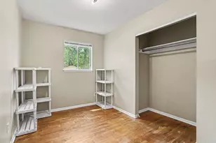 16 Oak Grove Rd, Springfield, MI 49037 - Photo 11