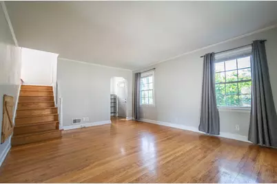 447 W Territorial Road W, Battle Creek, MI 49015 - Photo 5