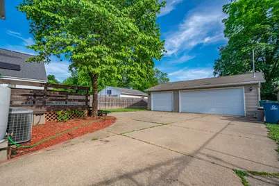 447 W Territorial Road W, Battle Creek, MI 49015 - Photo 27