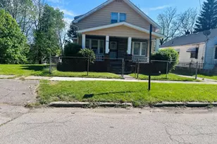 730 Tilden St, Flint, MI 48505 - Photo 11